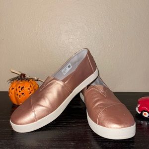 Toms rose gold slip on